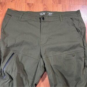 Mountain Hardwear Pants Mens 38 Green Tech Utility Cargo Hiking Stretch